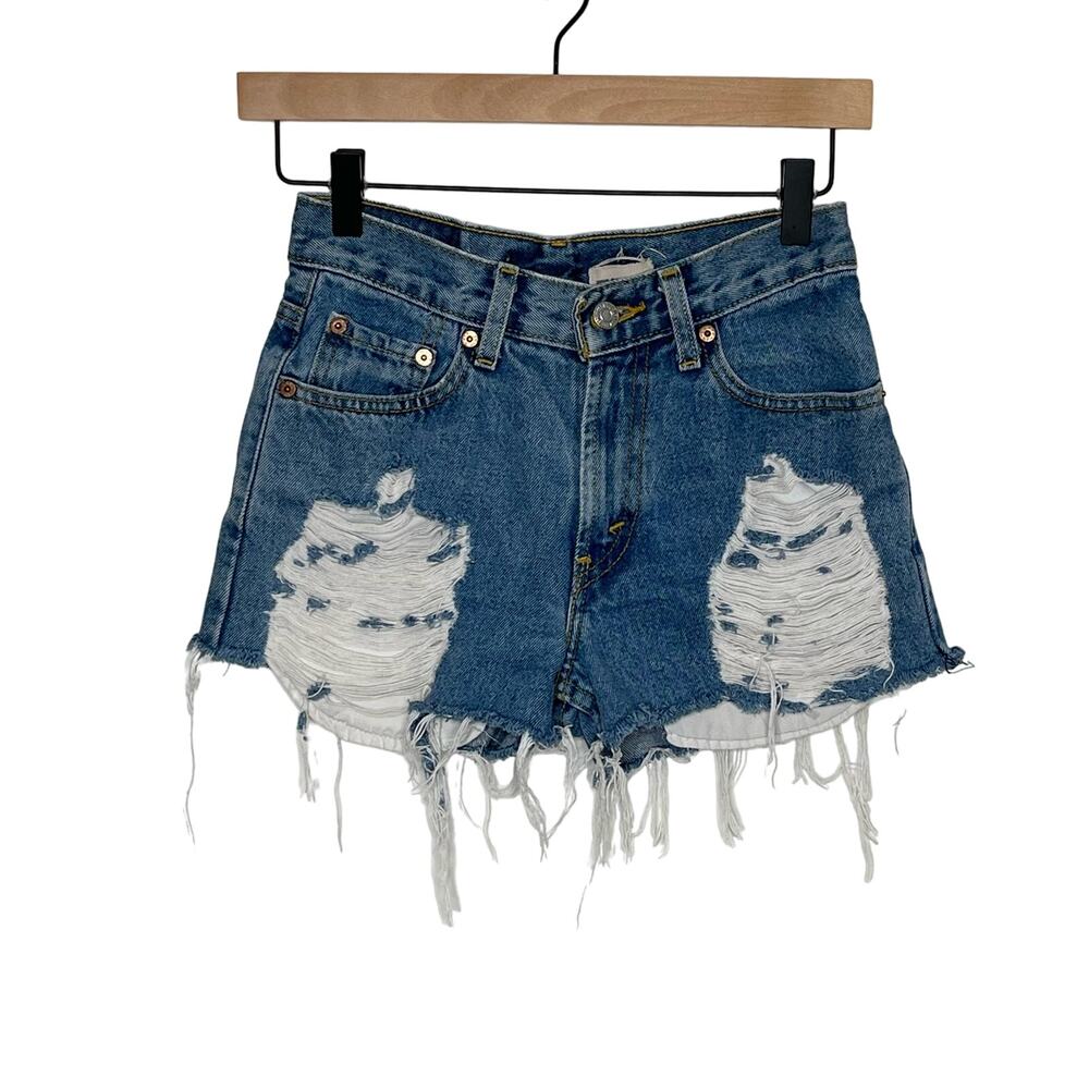 LF Furst Of A Kind Womens Levi's Distressed Denim Shorts XS Blue High Rise